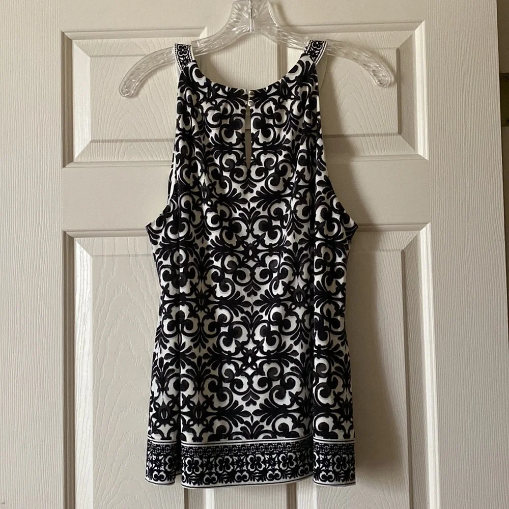 Clear out sale! WHBM Black & White Halter Top - Picture 4 of 5